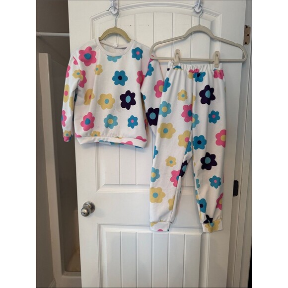 SHEIN Other - White Floral Kids Set - Multicolor Flower Print